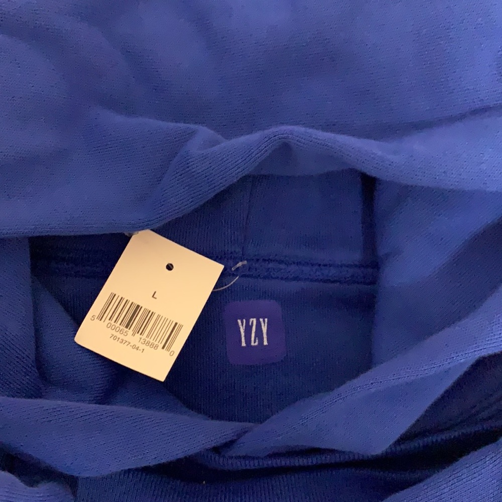 Yeezy gap - Picture 2 of 2